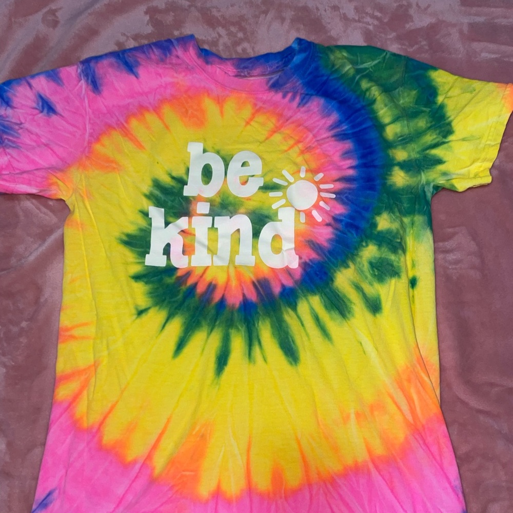 Tie dye “Be kind” shirt